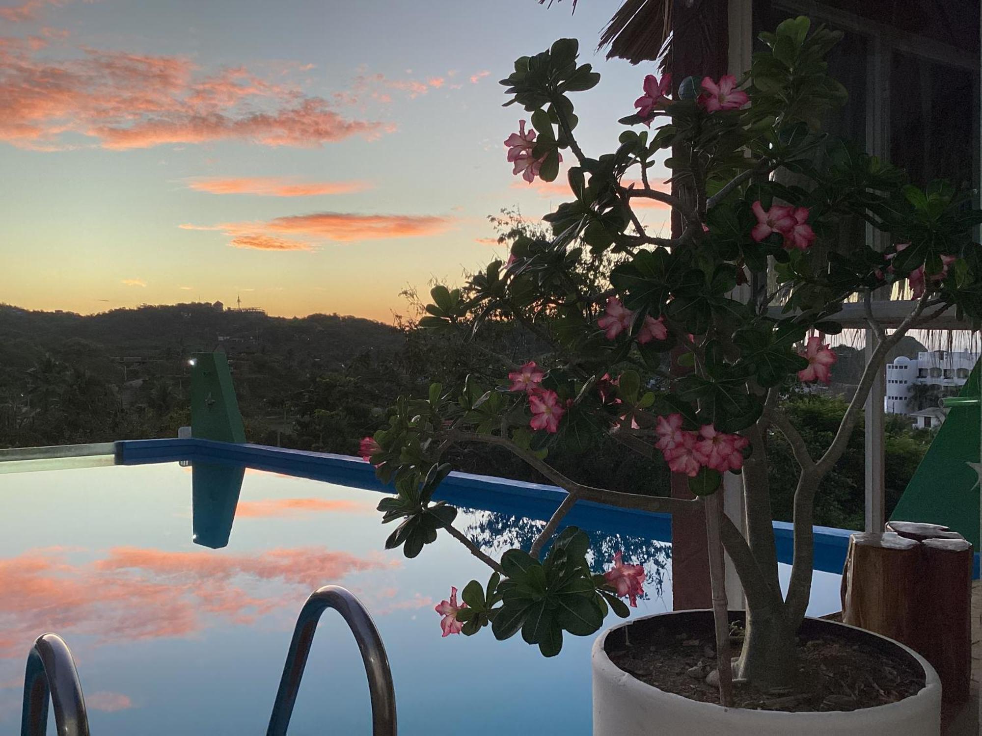 Namaste Zipolite Suites Buitenkant foto